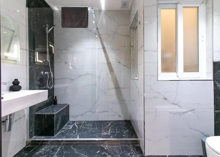 Spinola Seafront Deluxe Saint Julian's