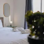 Spinola Seafront Deluxe Apartament