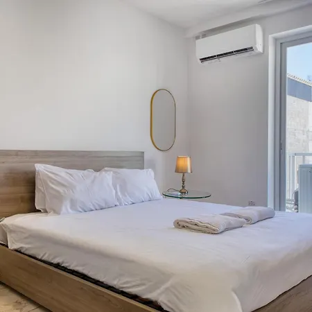 Spinola Seafront Deluxe