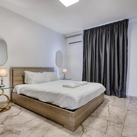 Apartament Spinola Seafront Deluxe