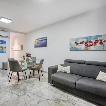 Apartamento Spinola Seafront Deluxe *